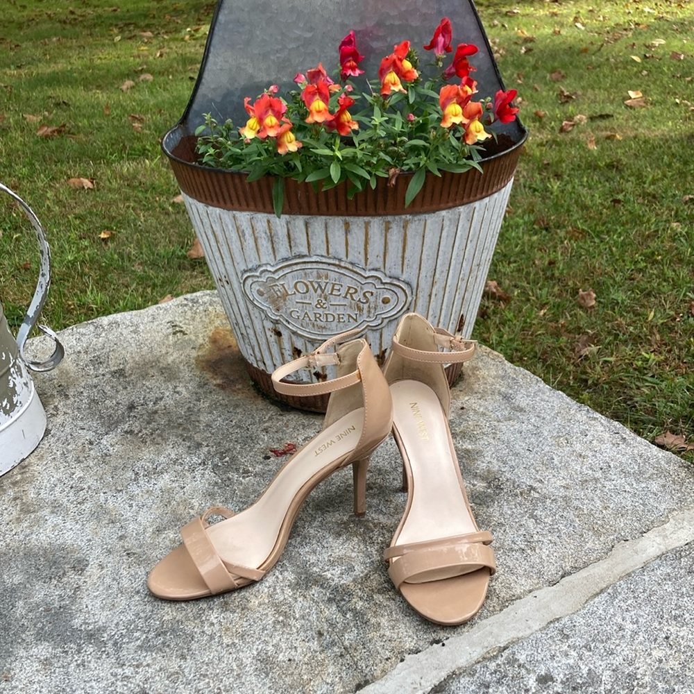 Nine West Open Toe Heels | Size 9 | Patent Leather Beige